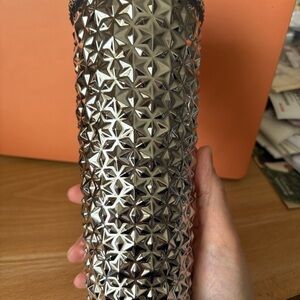 Brand new shiny silver texturized tumbler 26oz
w/straw